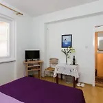 Guest house Biba 3*