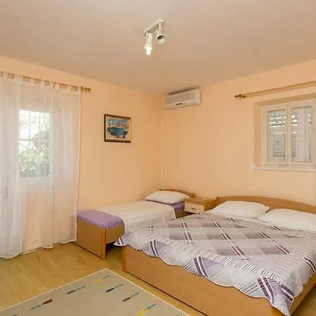 Guest house Biba 3*